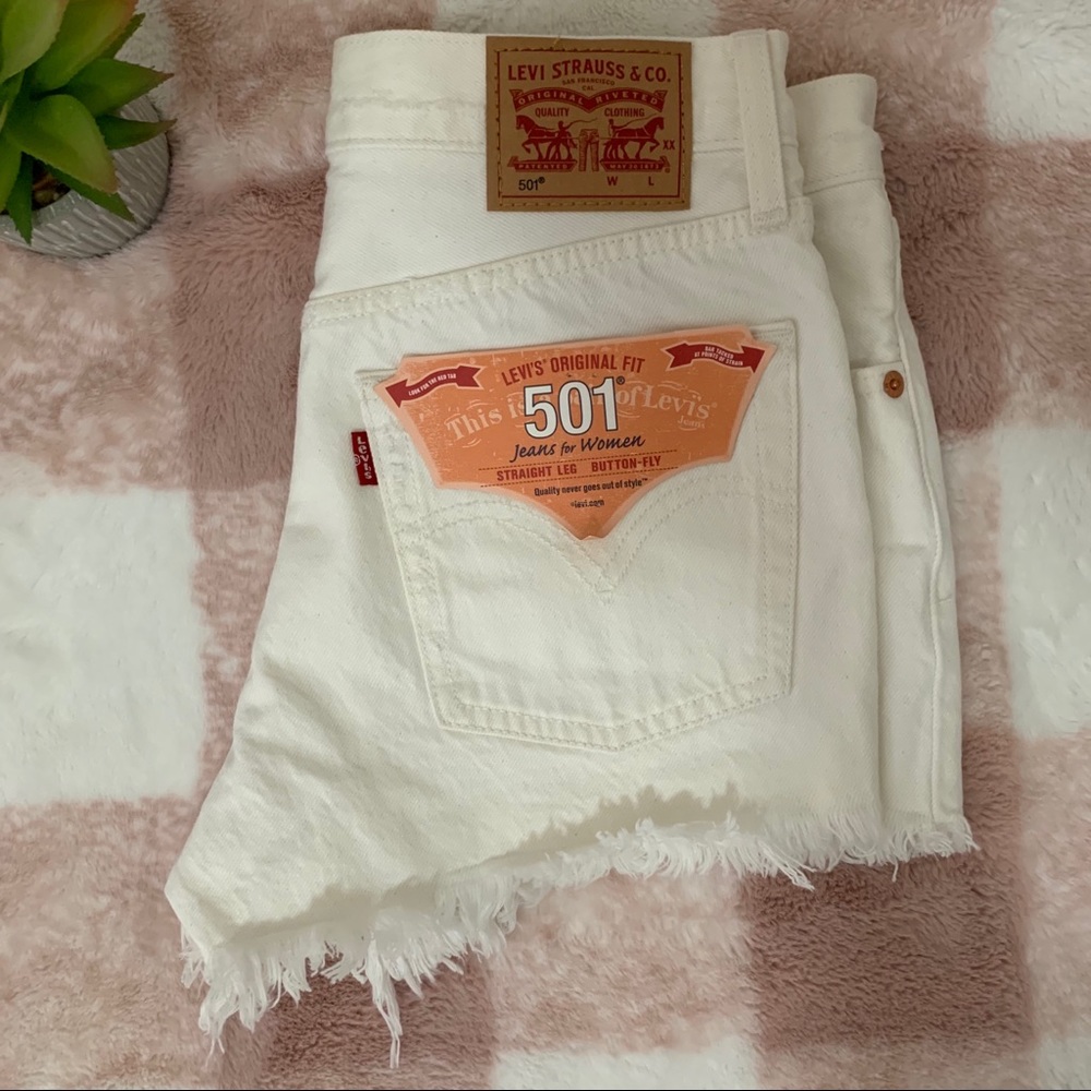 Levi’s 501 shorts (Women’s)